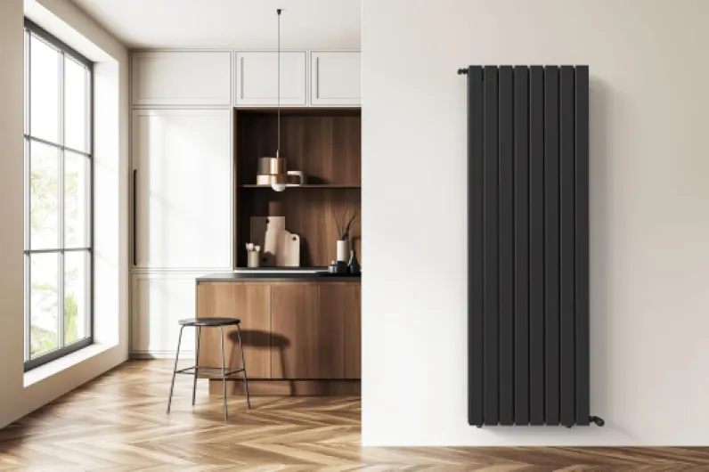 Radiateur noir mural eau chaude vertical acier double lame - 180 x 60 cm 2 464 Watt chauffage central - 4 raccordements 15x21 (1/2) série NYTIA by NOYON & THIEBAULT Noir 180 X 60